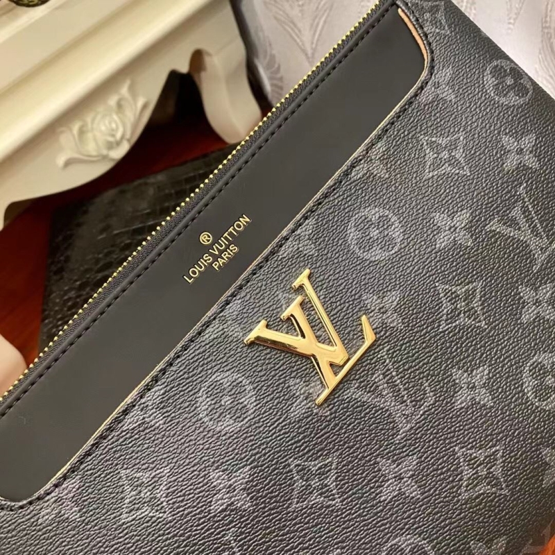 LV Clutch Bags